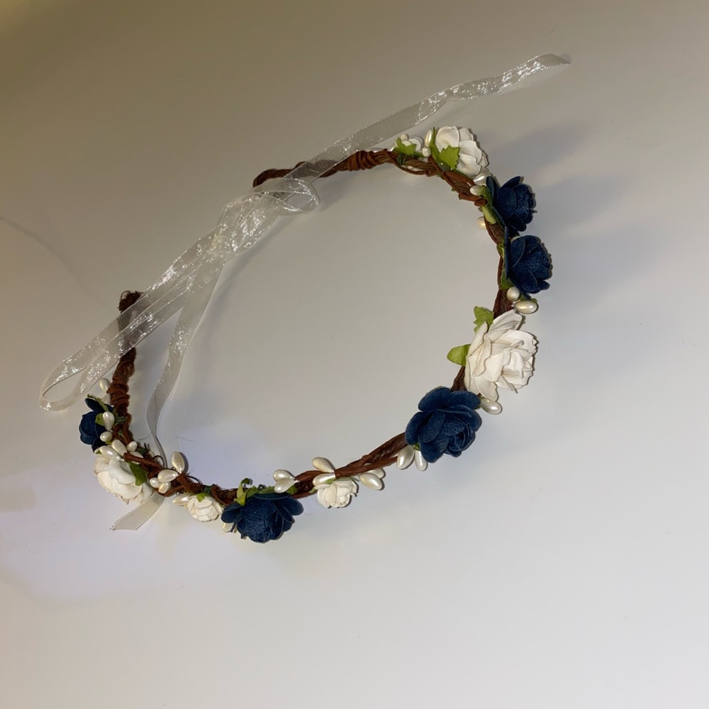 Adult flower crown (blue and white flowers)